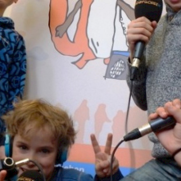 Radiofüchse im Haus der Familie