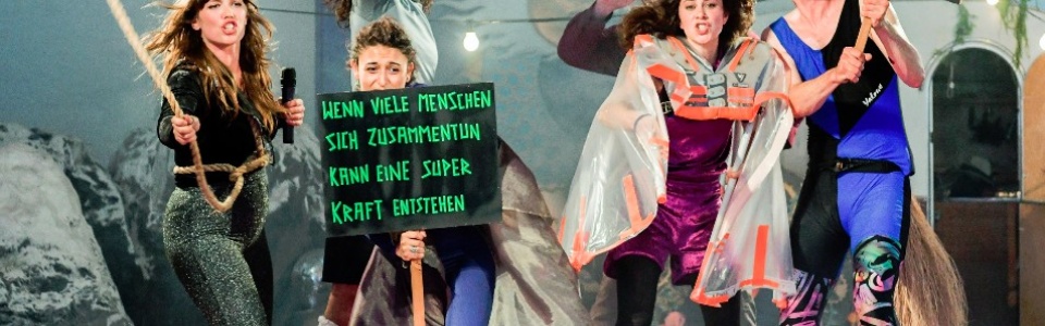 $galleryItem->description