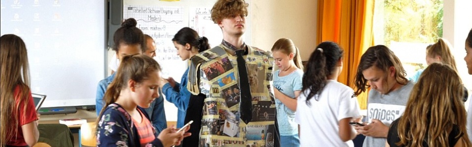 $galleryItem->description