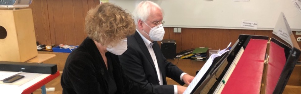 $galleryItem->description