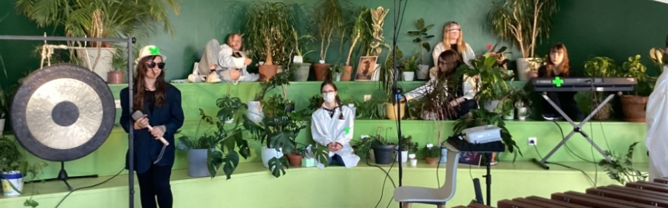 $galleryItem->description