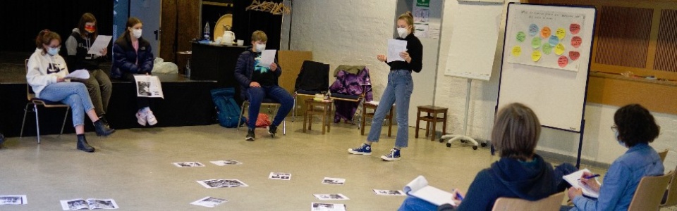 $galleryItem->description