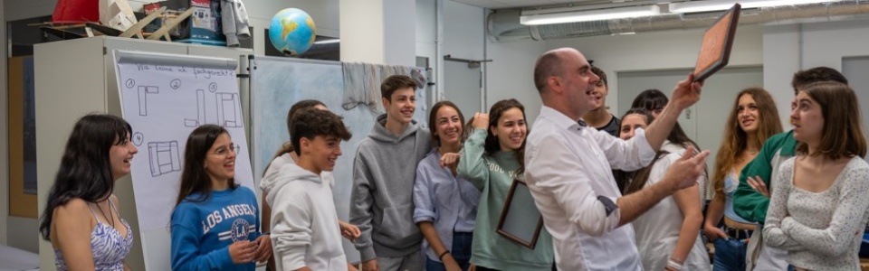 $galleryItem->description