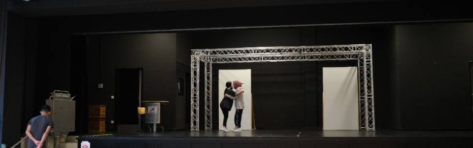 $galleryItem->description