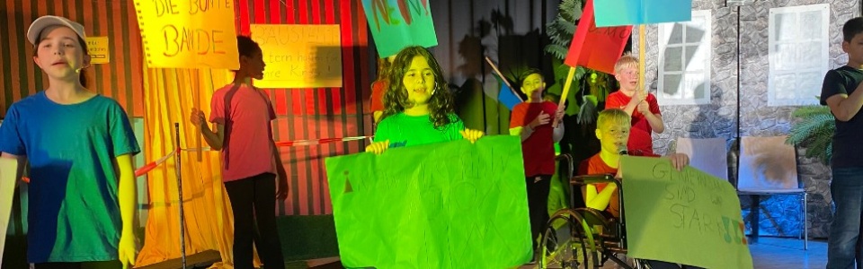 $galleryItem->description